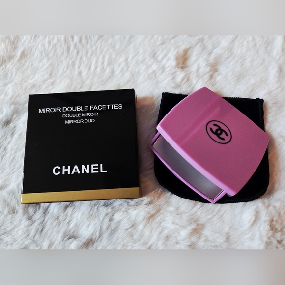 CHANEL Lavender Double Mirror With Box - Picture 2 of 5